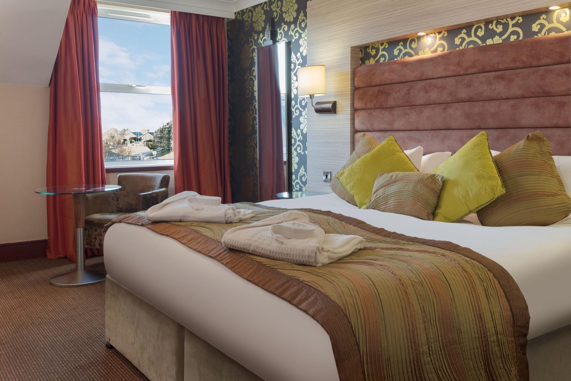 Brockworth Delta Hotels By Marriott Cheltenham Chase מראה חיצוני תמונה
