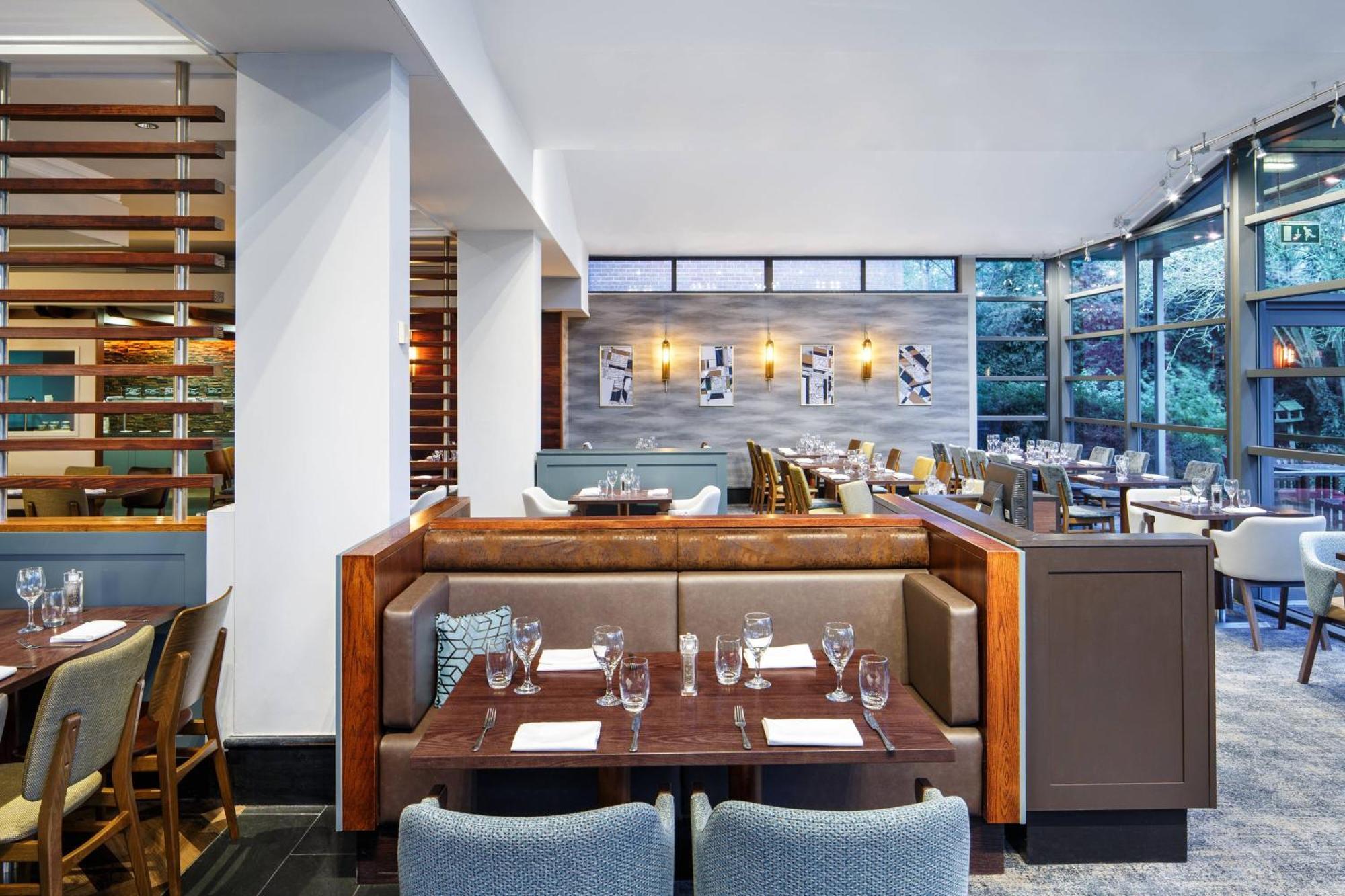Brockworth Delta Hotels By Marriott Cheltenham Chase מראה חיצוני תמונה