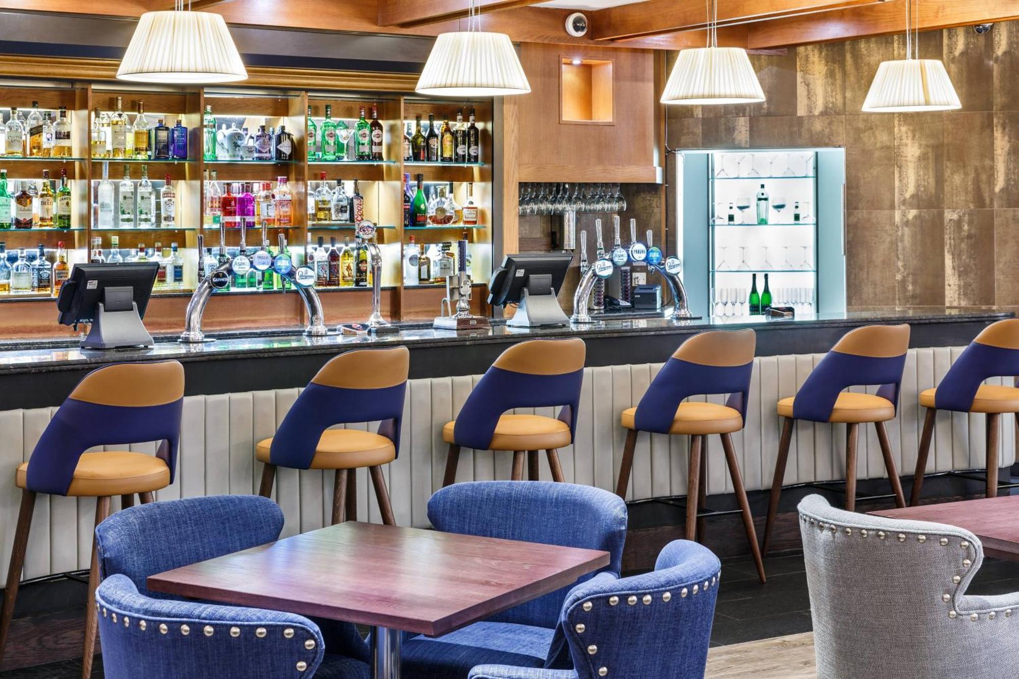 Brockworth Delta Hotels By Marriott Cheltenham Chase מראה חיצוני תמונה